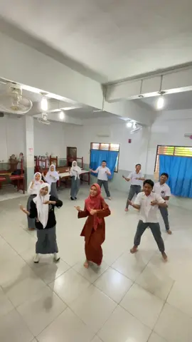 Timur ke Barat Dance #fyp #viral #trending 