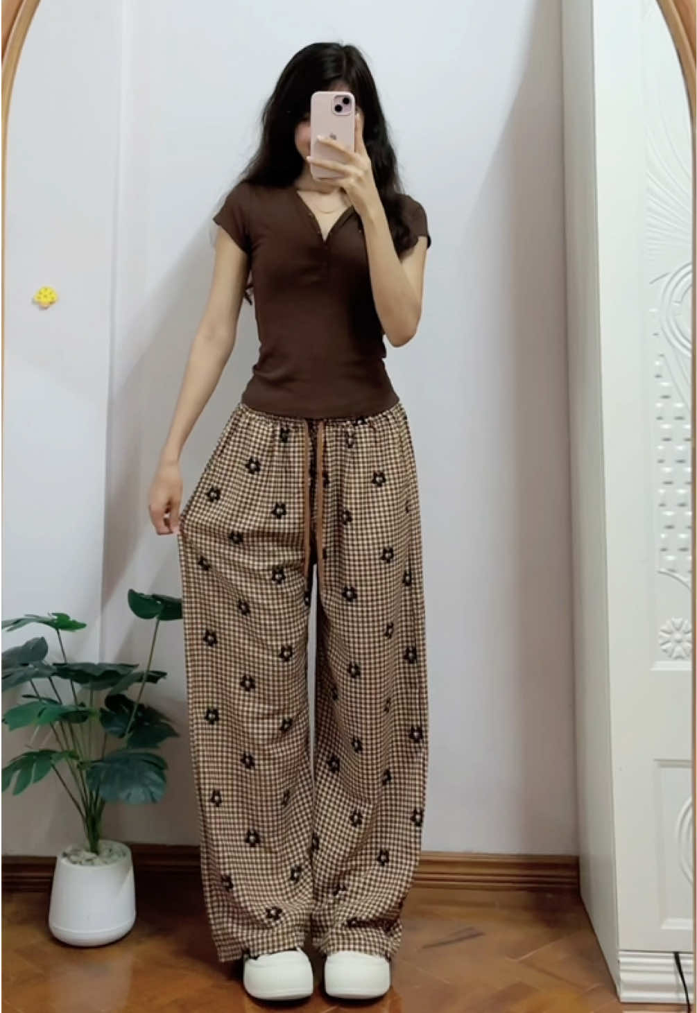 ပေါ့ပေါ့ပါးပါးဝတ်ထား လှနေမယ့်ဒီဇိုင်းလေးနော် 🎀 #delightfashionshop #fyp #fypシ゚ #instocknow✅❤️ #tiktokmyanmar 