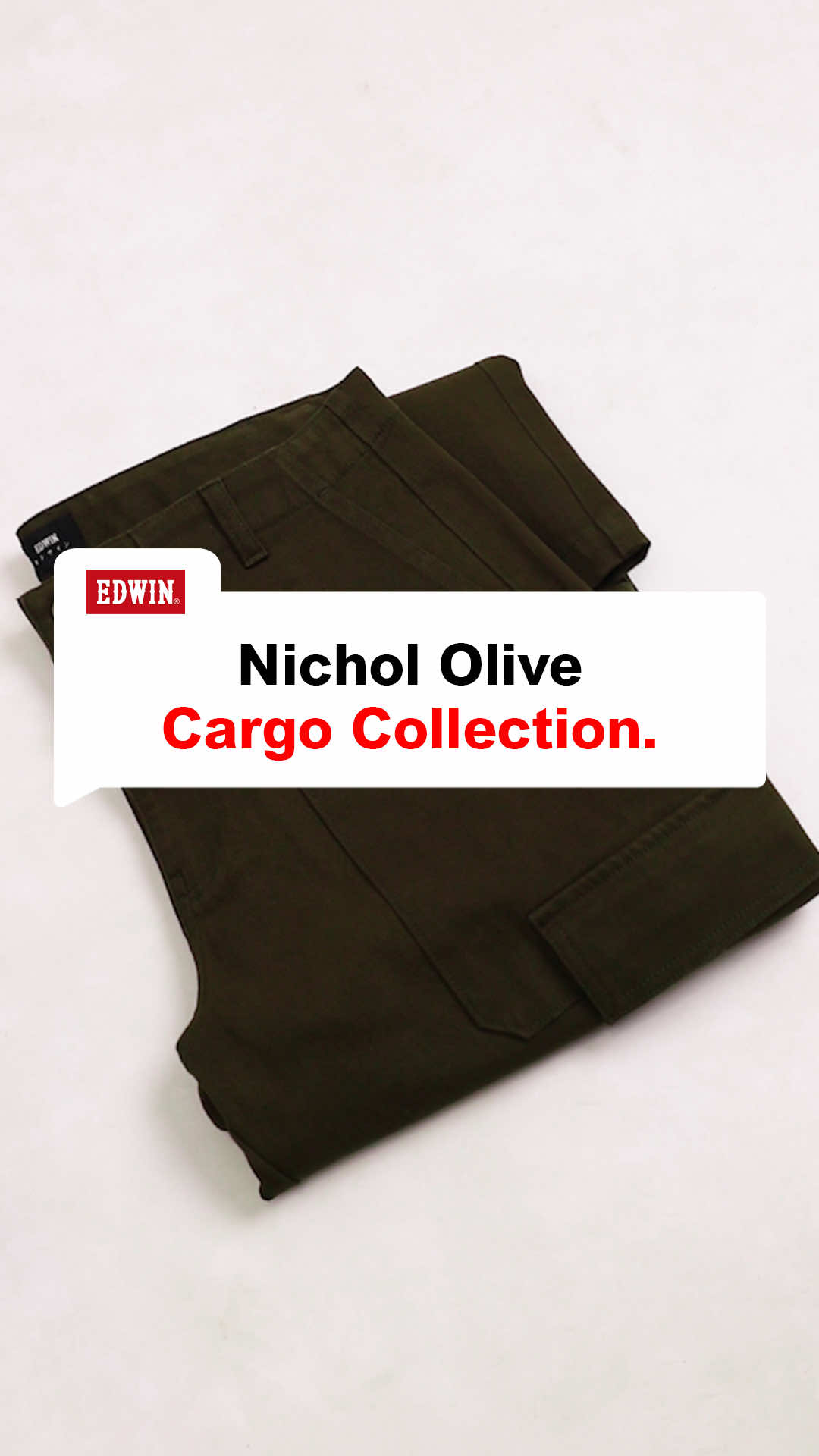 Ready to explore dengan Nichol Olive Cargo ✨ Banyak kantong, baggy fit nyaman, siap nemenin lo ke mana aja! 🚀 Lo lebih pilih cargo buat daily wear atau adventure vibes?” 👖🌿 #edwinindonesia #winwithedwin #cargo #baggy #outfit 
