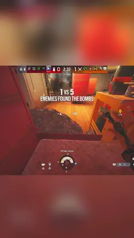 Cant stand my teammates sometimes 👎#controller #console #r6siege #flicks #carry @TwoTec @kaden @Austin.mino 