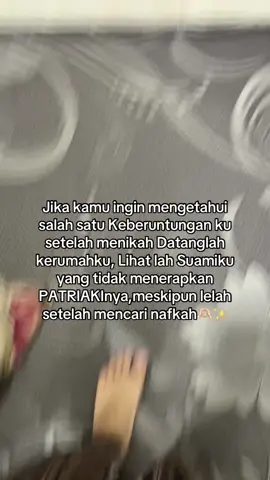 Maap ya agak keliatan dikit🤏🏻🥹#pasutri #suamiku #fy 