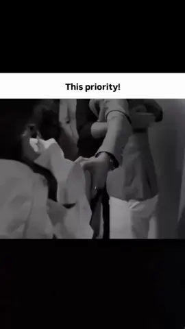 This priority 🥹#foryoupageofficiall #fypシ゚viral🖤tiktok #song #onthisday #unfrezzmyaccount 