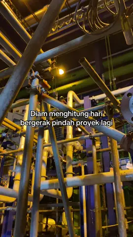 Next project kemana nih🤔👷‍♂️#kuliboy🤙😜🚀 #helemkuning #storykuli #fitterwelder #fyp 