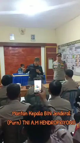 ‎  ‎Mantan Kepala BIN Jenderal (Purn) TNI A.M HENDROPRIYONO beserta istri IBU TATI HENDROPRIYONO #siap #polresmadiun #bin #polsekgeger #fypage  ‎ ‎