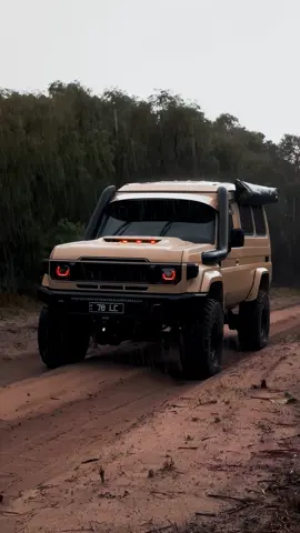First look at the new front end!  Headlights dropping very soon with @Bushdoof ™ #landcruiser #offroad #fyp 
