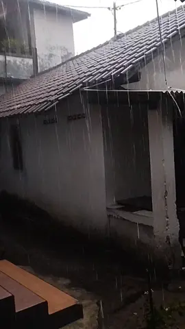 mugi,,  di. paringi.  ke Salah atan. semua. nya. ya allah. 