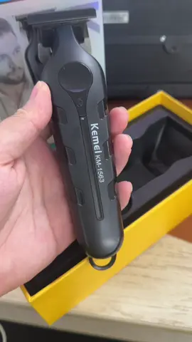 kemei km-1563 hair clipper，1200mah，7200rpm，1、2、3mm combs#kemei #trimmer #haircut 