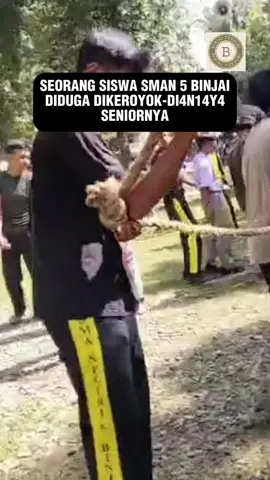 Siswa SMAN 5 Binjai Diduga Dik3r0y0k Senior di Dalam Area Sekolah, Keluarga Minta Usut Tuntas BINJAI - Seorang siswa Sekolah Menengah Atas Negeri Lima (SMAN 5) Kota Binjai diduga menjadi korban peng3r0y0kan oleh lebih dari enam siswa lainnya. Ironisnya, peng3r0y0kan itu dilakukan di dalam area sekolah saat acara perlombaan menyambut hari ulang tahun Republik Indonesia (HUT RI) ke-80. Atas peristiwa itu, Forum Pemuda Madani Binjai (FPMB) yang di ketuai oleh Dhani lubis angkat bicara. Mereka mengaku telah melakukan investigasi ke SMAN 5 Binjai di Jalan Jambi, Kelurahan Rambung Barat, Kecamatan Binjai Selatan. Investigasi ini dilakukan perihal video viral aksi peng3r0y0kan yang terjadi di lingkungan SMAN 5 Binjai. Korban berinisial MAA. 