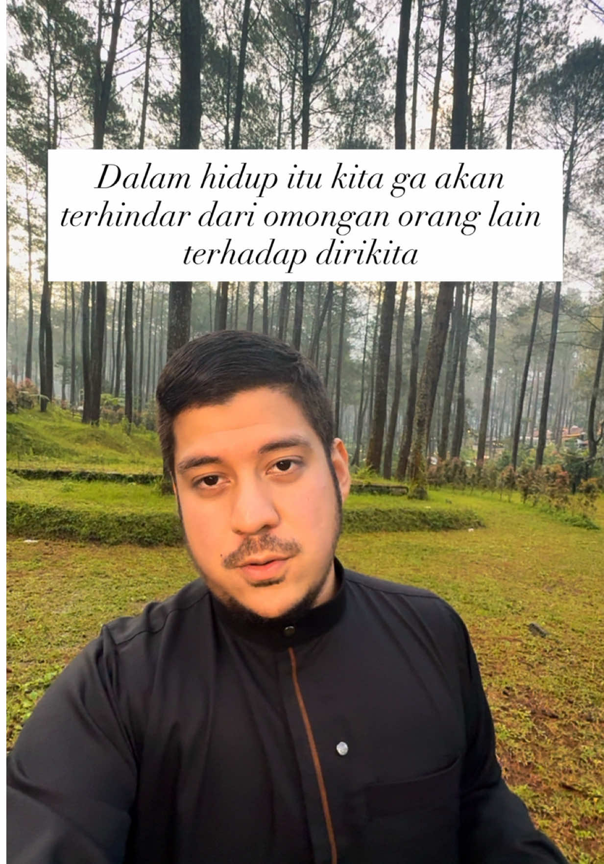 Jangan pernah berhenti melangkah hanya karena ada yang membencimu. Ingat, mimpi itu bukan untuk mereka, tapi untuk dirimu. Kadang, kebencian orang justru jadi bukti bahwa kamu sedang bergerak ke arah yang benar. Tetap fokus, tetap kuat, dan percayalah cita-cita besar hanya bisa digapai oleh hati yang berani melawan keraguan. #asadhabsyi 