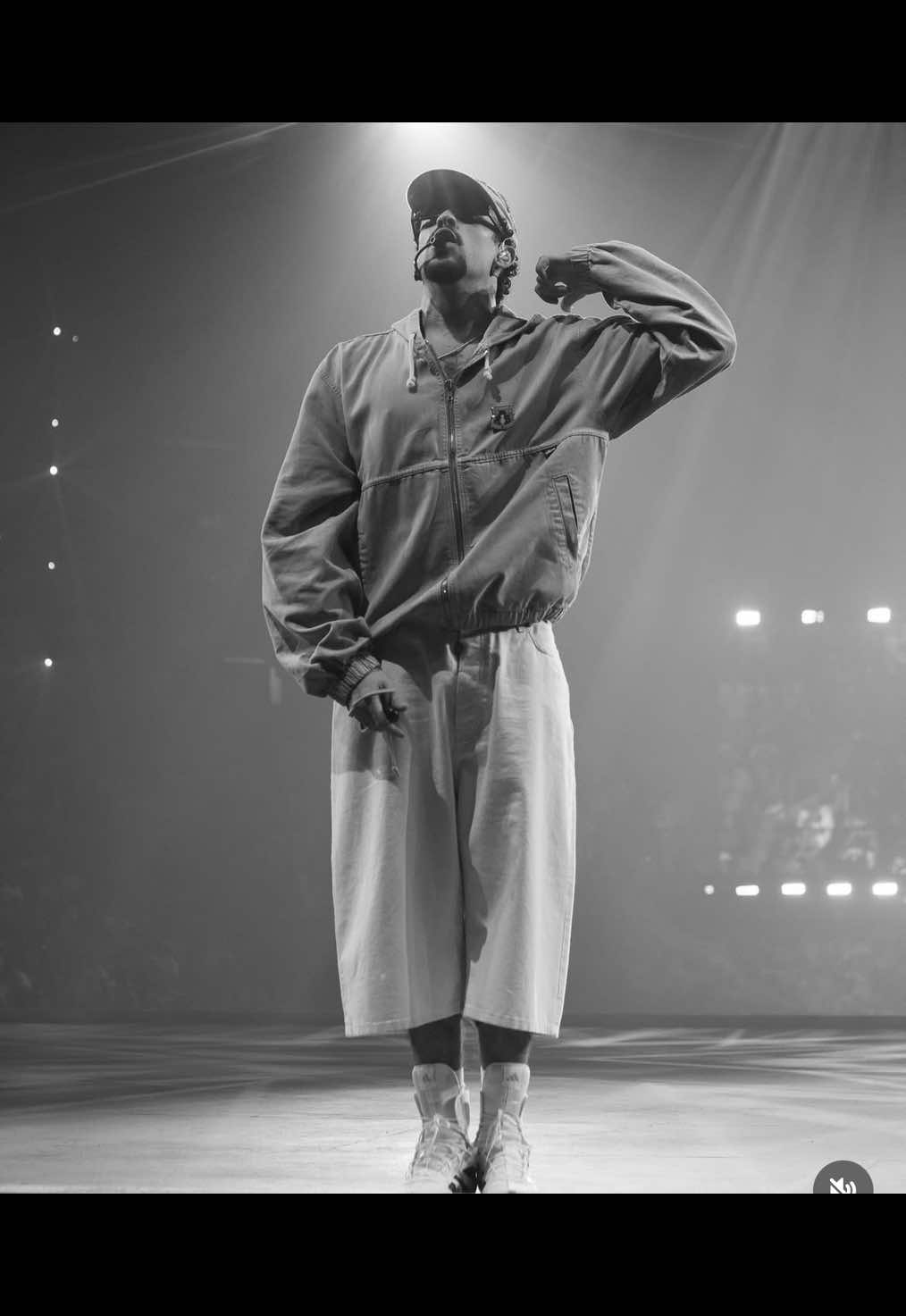 100 MILLONES🐇 / @Bad Bunny #badbunnypr #badbunny #musica #parati #fyp  