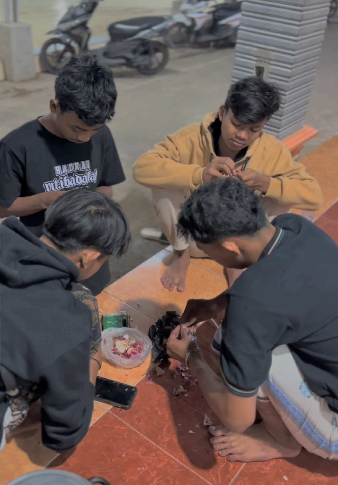 Wayahe ngisi weteng🥳 #hadrohmtibadallah #hadrohmti #MakanLokal #fyp #foryou 
