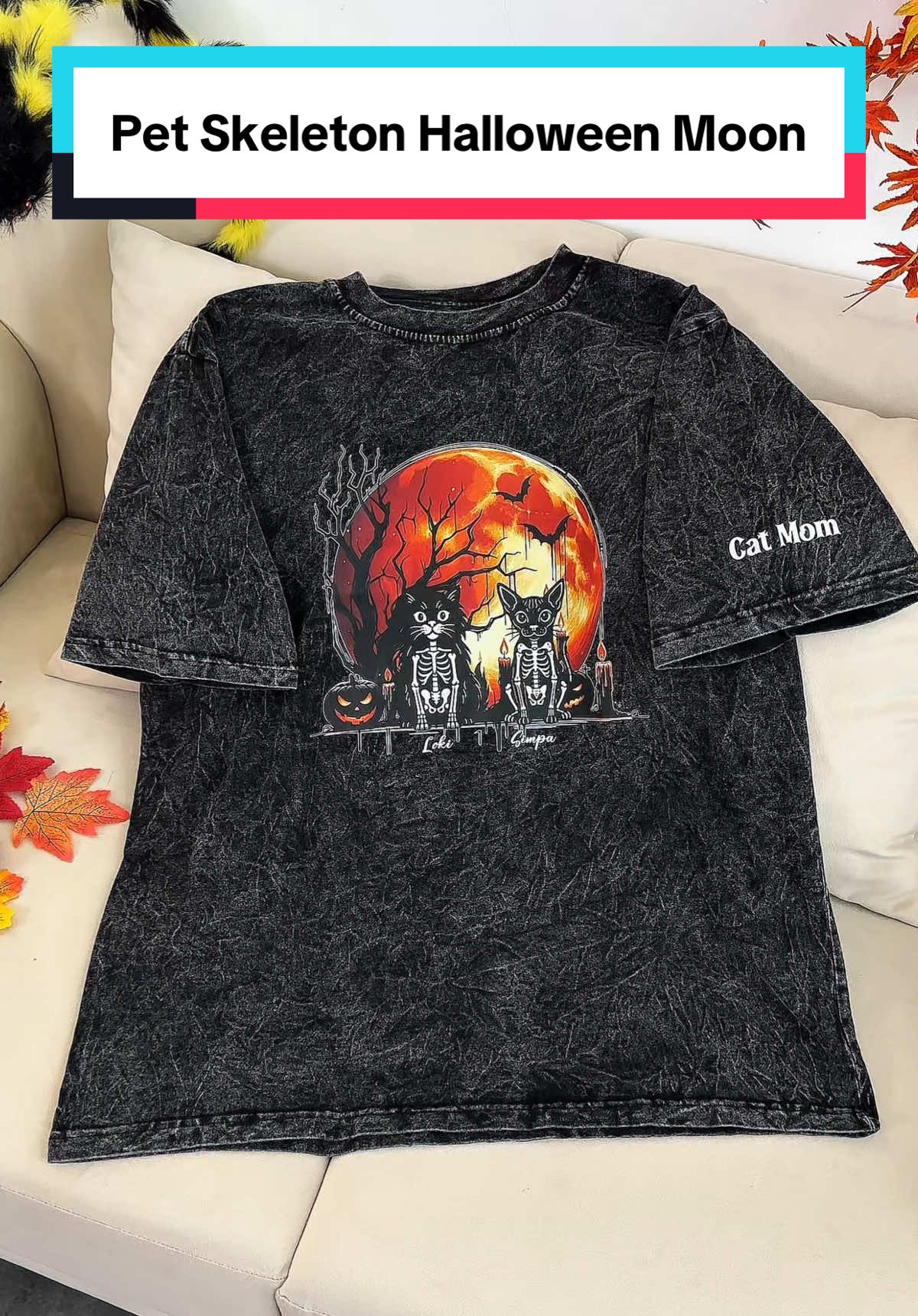 Trick-or-treat? More like trick-or-paw in this shirt 🎃😂 #macorner #tshirt #petlover #halloween #petskeleton