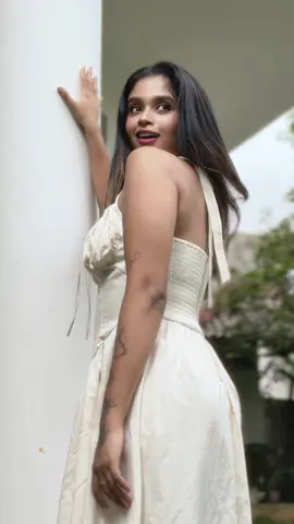 මං මල බලා ඉඳී🫡♥️#sugarlips #fyp #foryou #xybca #fy 