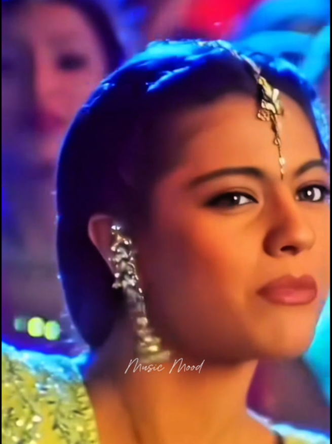 Ye Ladki haye Allah #kabhikhushikabhigam #kajol #srk #foryoupage #viralvideo 