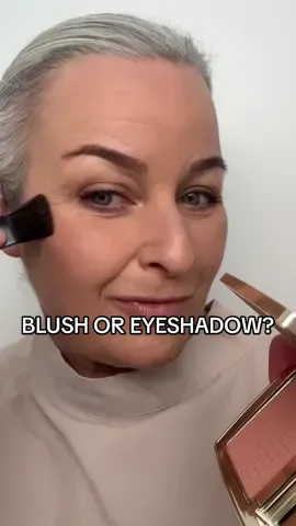 Is it a blush, is it an eyeshadow??? You decide!! #BeautyTok #eyeshadow #blush #esteelauder @Estée Lauder 