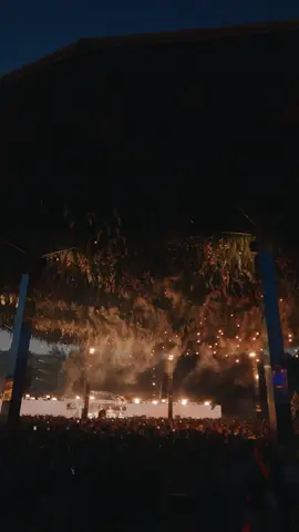 Tomado pelo calor brasileiro em solo belga, o tão amado palco Crystal Garden agora tem uma nova casa verde e amarela para chamar de sua. Confira o line-up completo, dividido por dia e palco, em: brasil.tomorrowland.com #tomorrowland #tomorrowlandbrasil #electronicmusic #festival 