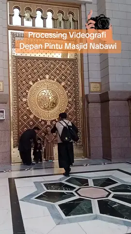 Videografi depan pintu Masjidilharom #umroh #makkah #makkahmadinah🕋 #umrohjaji 
