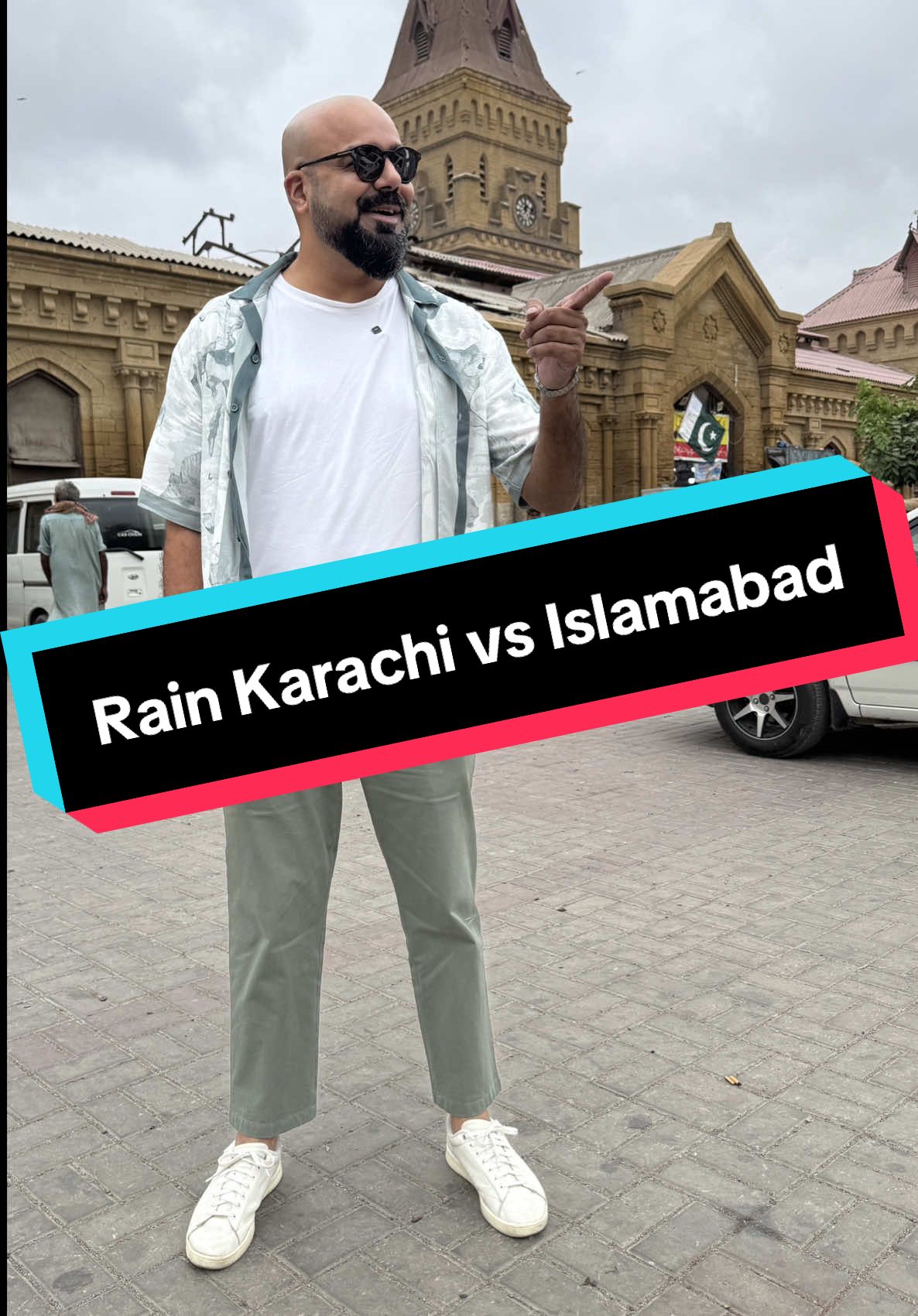 Rain in Karachi vs Islamabad #reels #ganjiswag #monsoon #rain #khalliwalli 