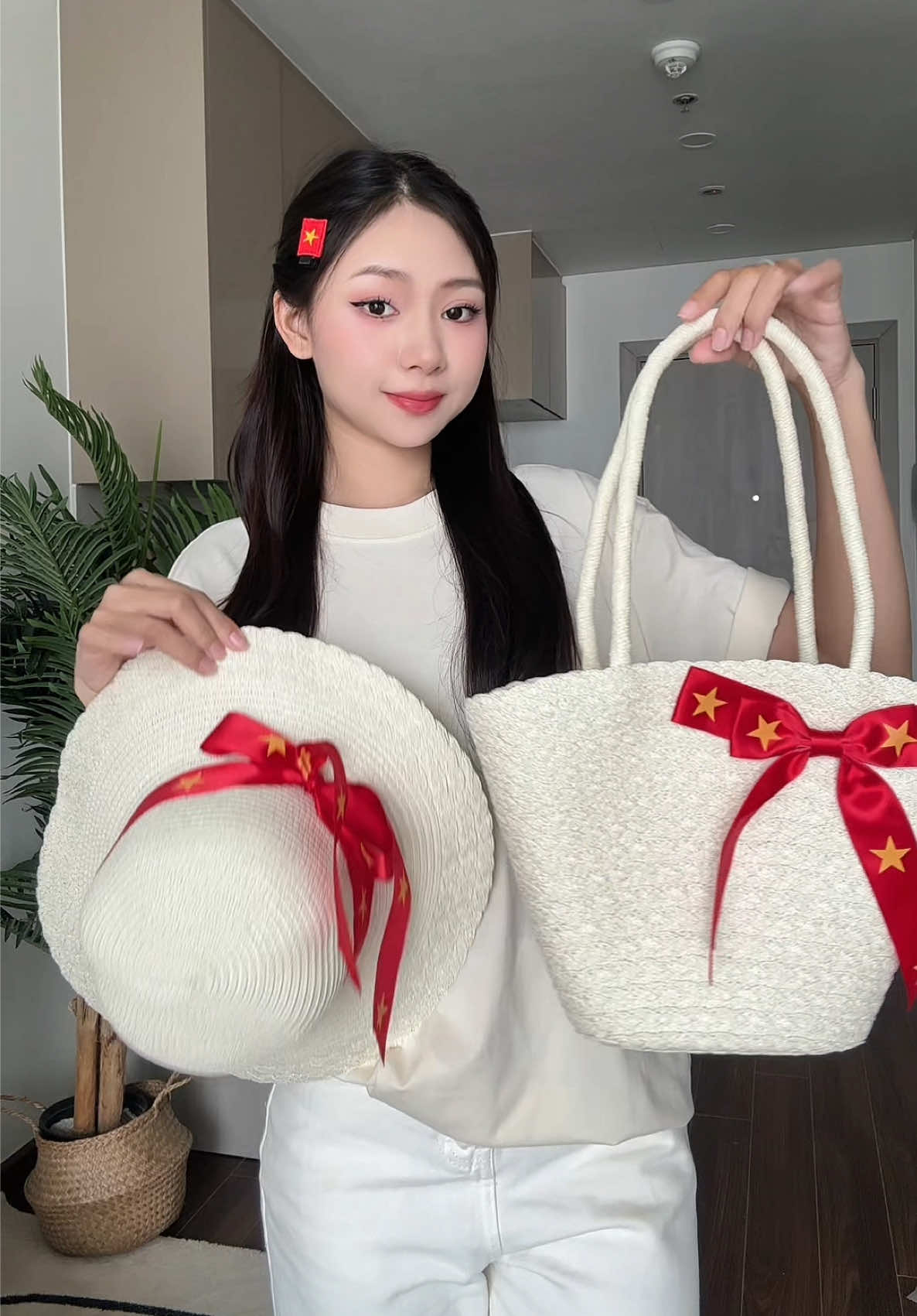 Phụ kiện yêu nước 🥰🥰 #xuhuong #muoitv #review #dieubinh29 #quockhanh 