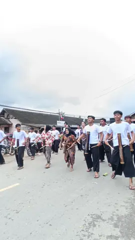 ronthek karnaval  ngadirojo#fyp #fyppppppppppppppppppppppp #pacitan24jam #karnaval #gawaisenibudaya 