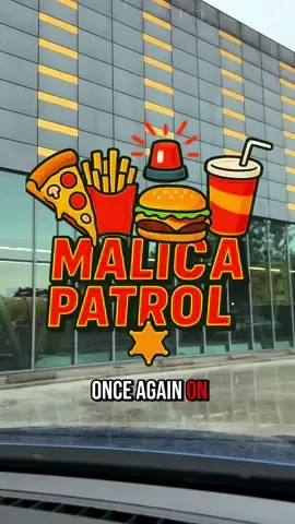 🚨 Malica Patrol na novi misiji! Tokrat smo se ustavili pri Flying Smoker, kjer BBQ duh resnično pride do izraza. Velike porcije, meso z žara in sproščeno vzdušje – popolna kombinacija za hiter, a okusen odmor. Če si ljubitelj mesa in prave “street food” energije, je to naslov, ki ga moraš obiskati. #MalicaPatrol #tiktokljubljana #Foodie #FlyingSmoker #BBQ