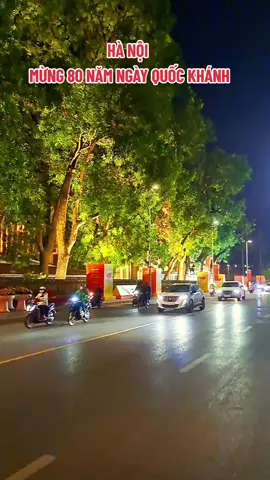 Hà Nội xin chào đồng bào cả nước. Hà Nội đã sẵn sàng cho Đại lễ A80 rồi. Ngày 21/8 sẽ có buổi hợp luyện đầu tiên tại Quảng trường Ba Đình lịch sử. Có ai đến xem không?🥰#langthangduongpho #langthanghanoi #quangtruongbadinh #xuhuongtiktokk #viral 