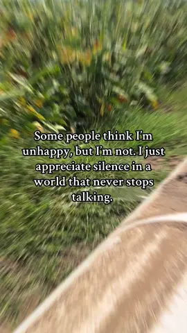 Big on peace.  #wuhluhwuh #gay #lesbiansoftiktok #lesbian #lgbt 