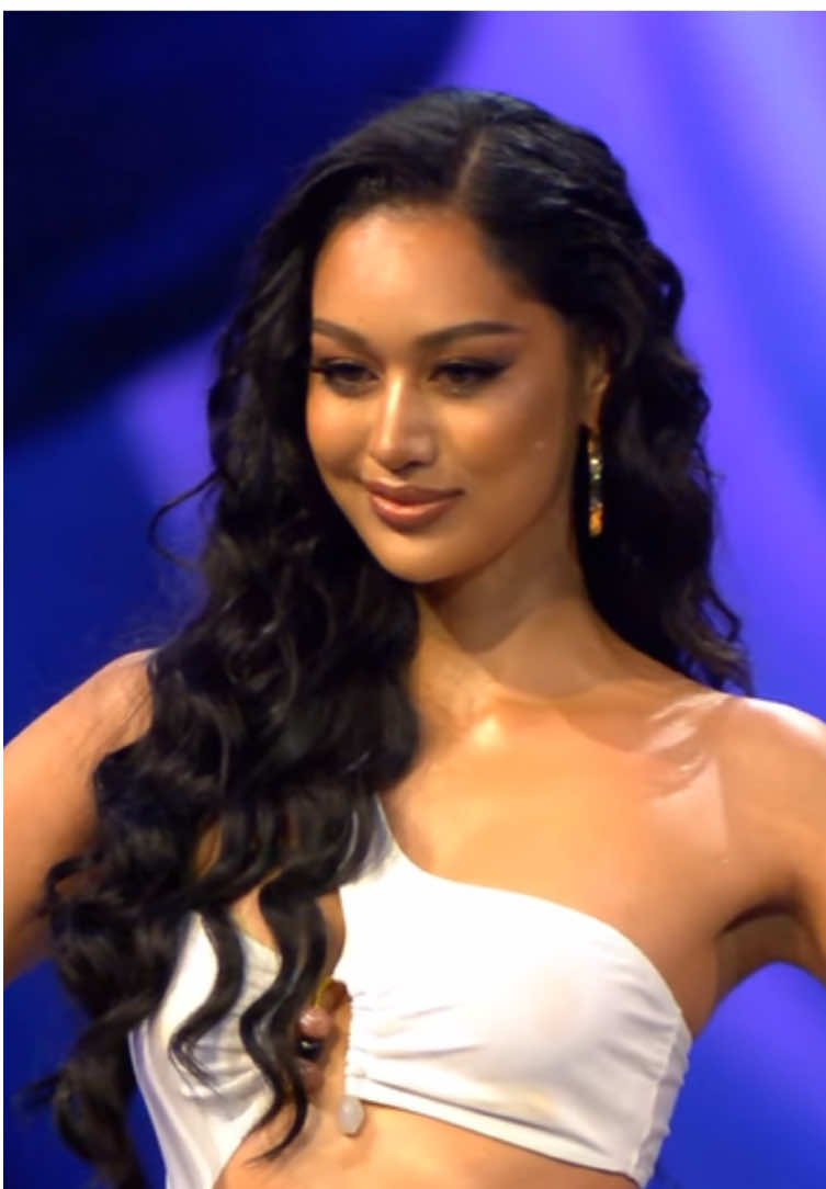 กิ๊ฟชีเปลี่ยนลุคเสิร์ฟอะไรใหม่ๆ‼️😱 #missuniversethailand #missuniversethailand2025 #มิสยูนิเวิร์สไทยแลนด์ #มิสยูนิเวิร์สไทยแลนด์2025 #กิ๊ฟกมลพร 