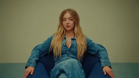 not even an eyekon but the gap ad had me GAGGED katseye ate down if this flops like my last edit I'll just die #katseye #gap #sydneysweeney #americaneagle #jeans 