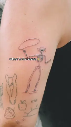 Hehe too good of an opportunity 🤭 which is your fav?? #tattoo 