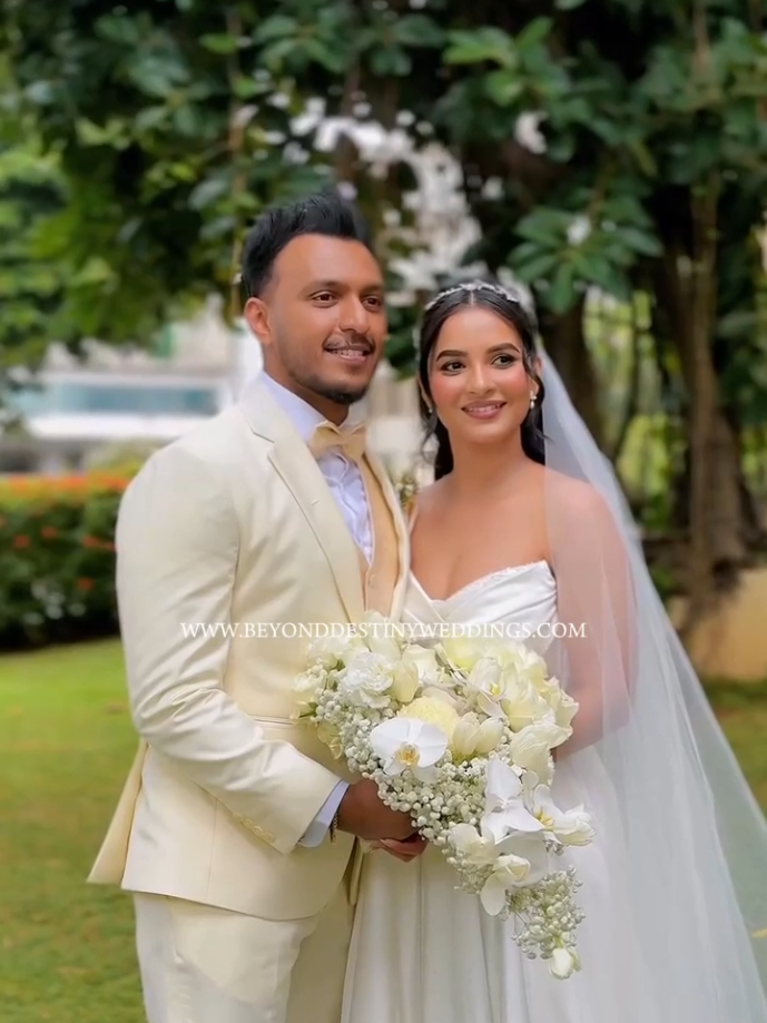 Congratulation both of you @Nadeemal_Music @TV SUPREME #nadeemalperera  #sinhalasong  #srilankanwedding #srilankan_tik_tok🇱🇰 #foryoupage 