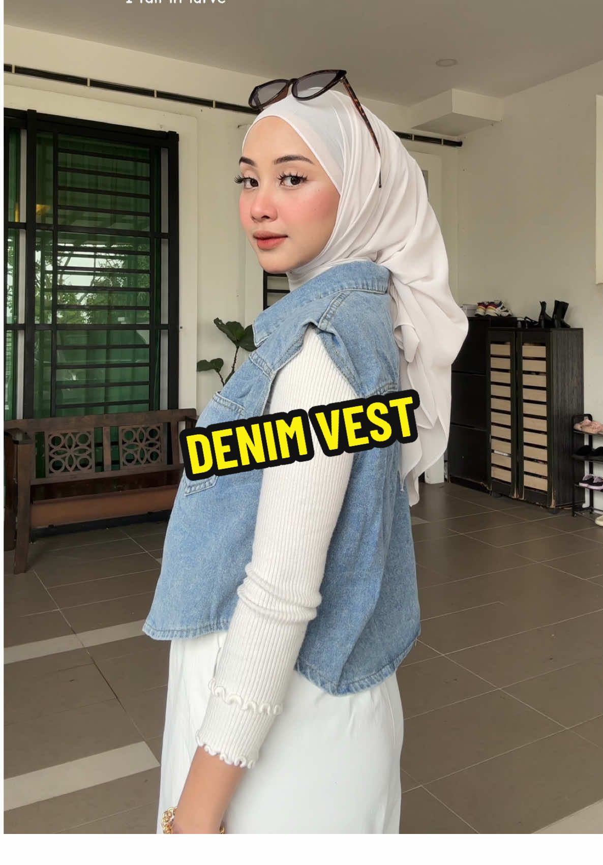 larve nya, btw korang tahu tak, Tengah promo tau sekarang! Harga asal RM 60 tauuu, Korang dpat bawah rm60 grab terus tauuu  #denimvest #denimvestoutfit #denimvestmurah #jaketmurah #jekatjeans #jaketperempuan #fyp #trend #trending #viral 