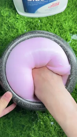 Make pink slime #asmr #Decompression #slime #slimeslime #make 