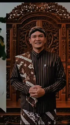 Baju adat jawa#surjanluriksolojogja 