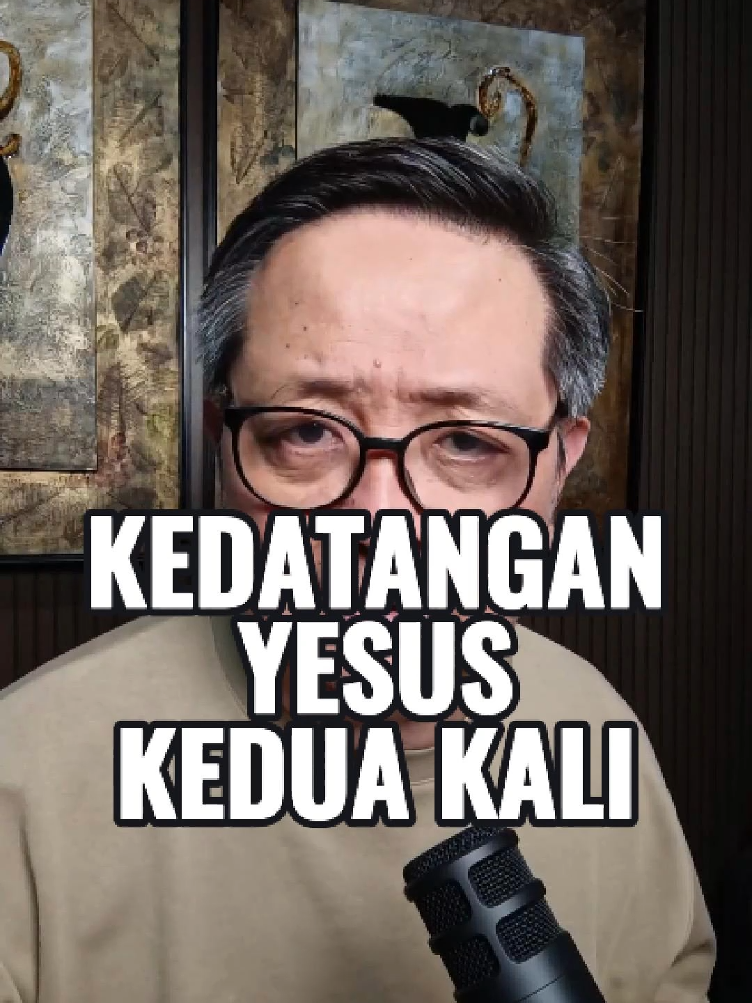 KEDATANGAN YESUS KEDUA KALI Jangan gampang percaya ramalan tanggal kedatangan Yesus.  2 Tesalonika 2:1-2 bilang: jangan bingung! Antikristus saja belum muncul. Tetap setia, jangan murtad. #motivasikristen #yesus #ajaransesat