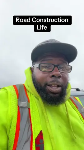 #fyp #foryoupage #allfollowerseveryone #roadconstruction #flagger 