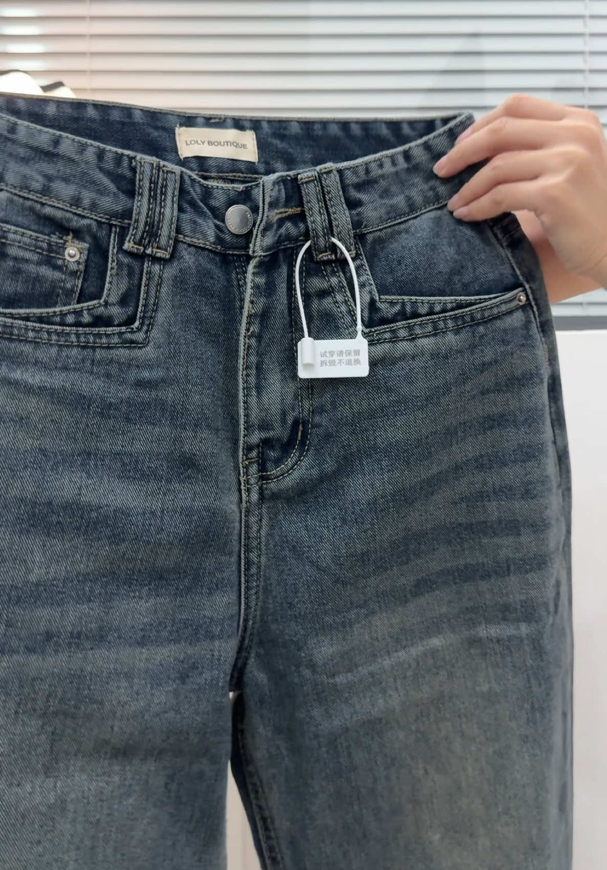 Quần jean suông nữ cho nấm lùn. 🍒 #quanjeansuongnu #jeansnamlun #quanjeansuong #muataitiktokshop🛍 #lolyboutique 