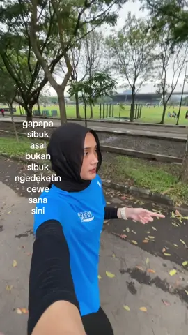 satu satu aja kak🙏🏼