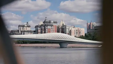بكل نجاح وتميز .. اختُتمت أعمال الجمعية العمومية للجنة البارالمبية الآسيوية والمؤتمر البارالمبي الآسيوي إلى جانب جائزة آسيا للتميز الرياضي.  العاصمة أستانا – كازاخستان أبهرت الجميع بتنظيمها الراقي، وحفاوة الاستقبال، وكرم الضيافة.  A successful conclusion to the Asian Paralympic Committee General Assembly, the Asian Paralympic Conference, and the prestigious Asia Awards for Sporting Excellence. Astana, Kazakhstan, stood out with world-class organization, warm hospitality, and remarkable generosity.