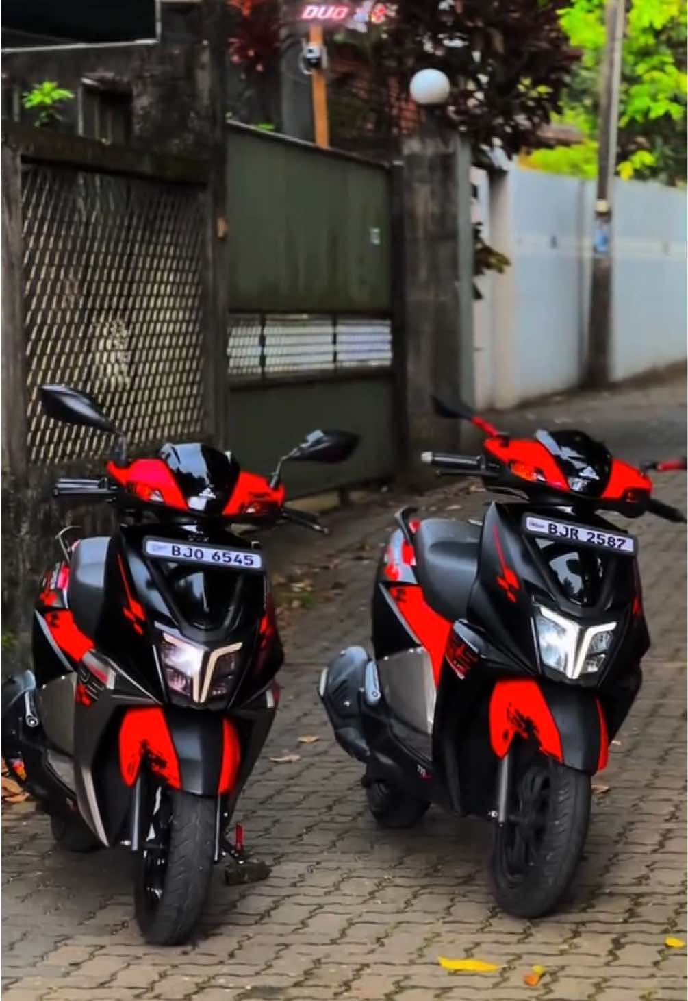 𝐕𝐄𝐓𝐑𝐈 : 𝐌𝐀𝐑𝐀𝐍 🚀💀😮‍  @R🚨  . . #maxxi_00 #maxxi_00 #ntorq #tvsntorq #ntorq125 #onemillionaudition #goviral #fyppppppppppppppppppppppp #BJR2587 #fyp #newlook #mawanella #duo #double 