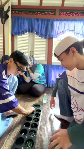 bocah Filipin sotoy banget pke ngajarin gua main congklak @All Star Influencers  #allstarinfluencersaward2025  #asia2025bestmixlanguage  #asia2025bestcomedymaestro 