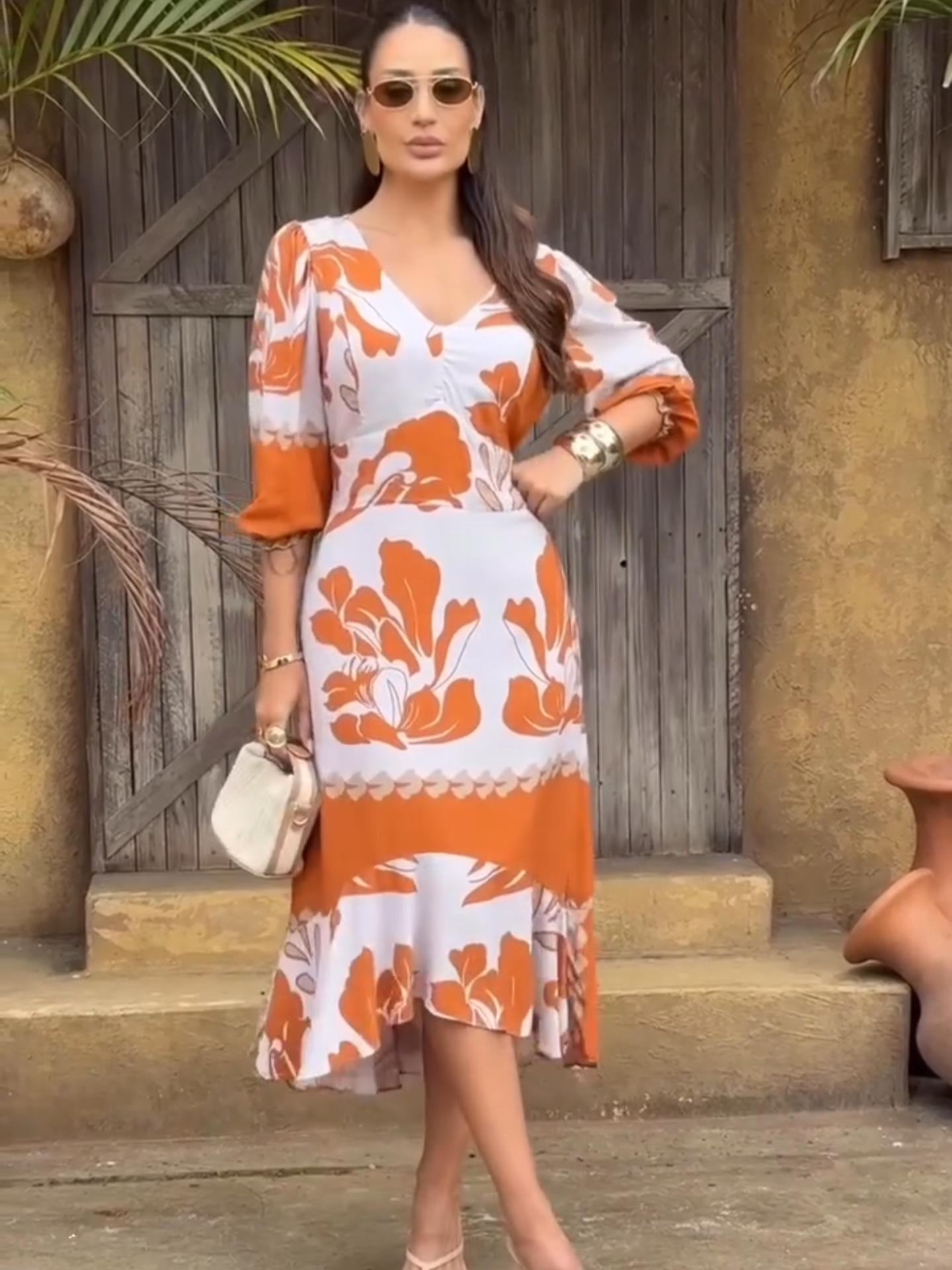 Moda cristã com qualidade você encontra na Flor de Mulher. Marllen by Flor de Mulher moda feminina evangélica. Olá tudo bem!? Pedidos e informações são feitos exclusivamente pelo WhatsApp https://wa.me/5581988510113 (81) 9 8851-0113 Enviamos para todo Brasil.  Para garantir sua segurança, recomendamos que solicite uma VIDEOCHAMADA no primeiro contato e confirme que está falando com uma das nossas consultoras de vendas. Evite cair em golpes. Lojas físicas:  loja em Recife PE - Av Pedro Allain, 80 - Loja 4 Galeria Cairutas - Casa Amarela. loja em Paulista PE - Av Getúlio Vargas, 29 - loja 4 - Centro ( ao lado do armazém comercial Bezerra)