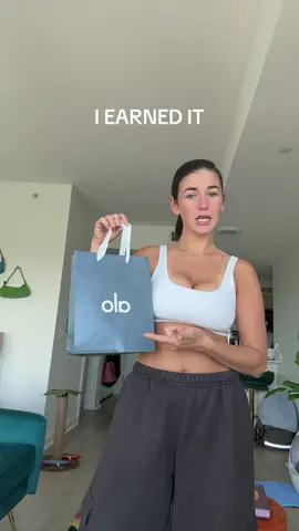 Try on haul coming to you soon 😘 #fyp #alo #Fitness #nursing #nightshift 