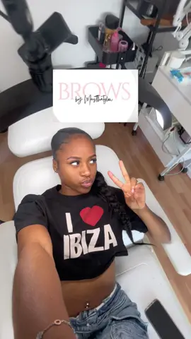 @Mustthatglow 🫡 #eyebrows #foryoupage #foryou #voorjou #blowthisupforme #Vlog #viral 