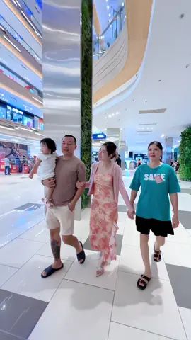 Gia đình mình vui #tranngocphuongmai #doisong #mairis #hanhphuc #giadinh 
