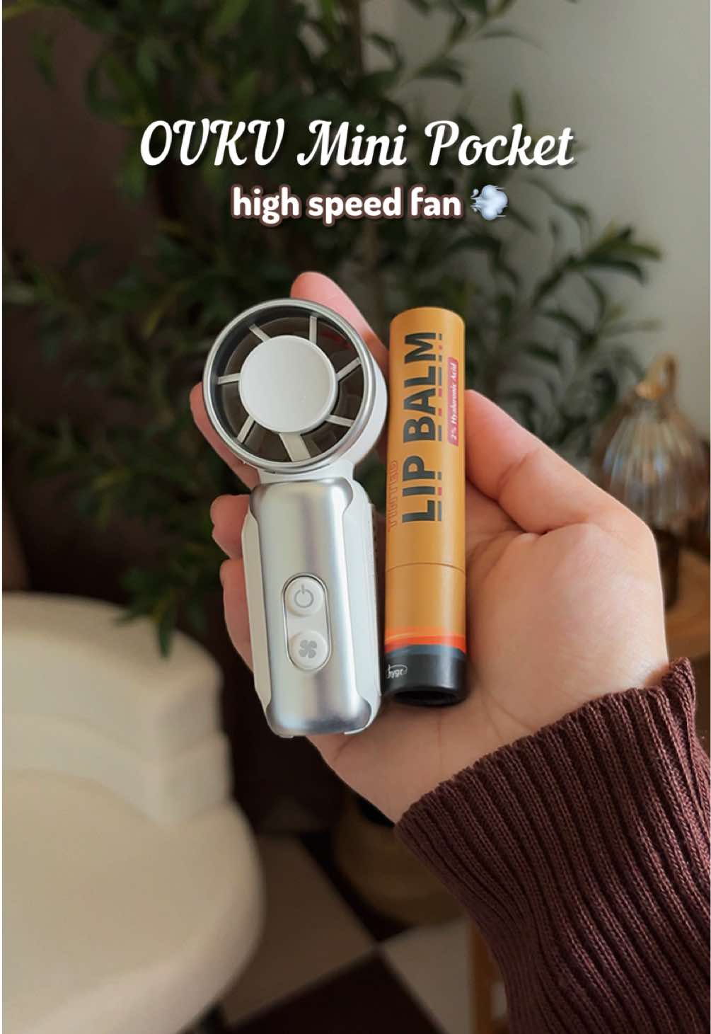 Found the cutest & tiniest fan !! comeel gilaa angin pun kuatt 😍🫶🏻 #minifan #miniportablefan #kipasmini #minipocketfan #kipasanginportable #kipasanginmini #kipasanginviral #oukufan #fyp 