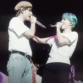 No one is more vmin obsessed than me. Tag your vmin bestie #vmin #taehyung #jimin #vminedit #btsedit 