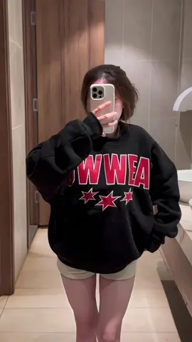 Sweater xịn xò,  vải dày mịn 🥳