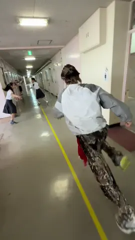 手を洗ってた男 #柴島高校ダンス部 #背中男 
