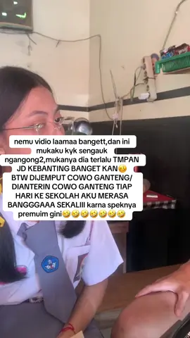dulu papen putih bgt kyk oppa2 korea smpe tiap hari aku insecure trs liatin dia🤣🤣🤣🌹🌹🌹🌹 @papanya pendraa 